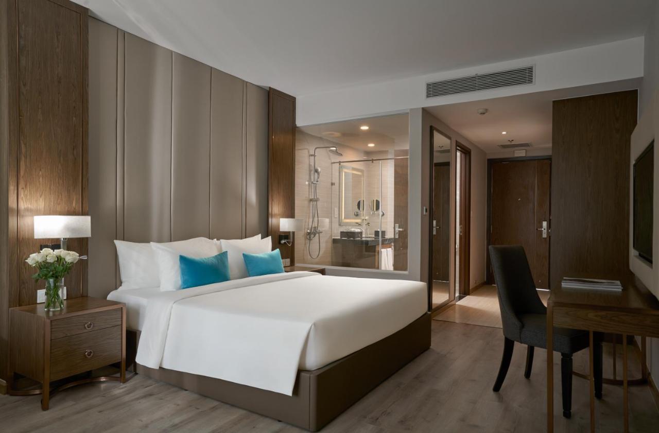 Capital Beachfront Nha Trang Esterno foto